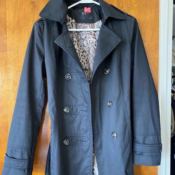 Black trench coat with belt from Paris - s. Small - Picture 2 of 4